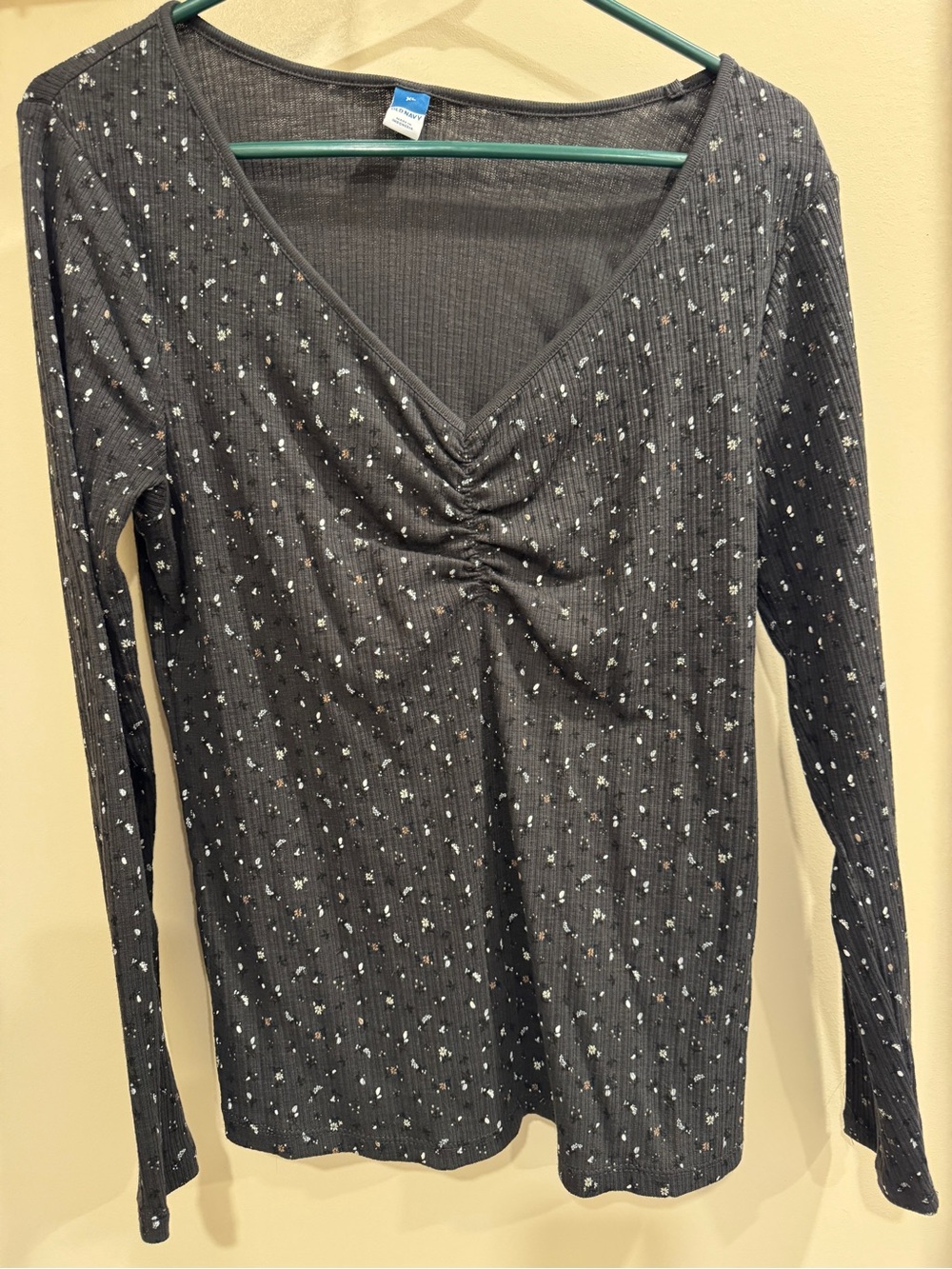 Old Navy Charcoal Ribbed Long Sleeve Top